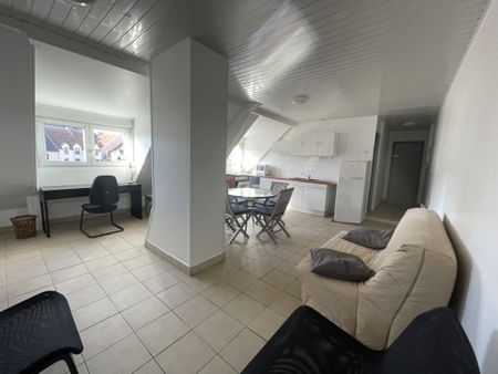 TYPE 2 MEUBLÉ CENTRE VILLE - AMIENS - Photo 3