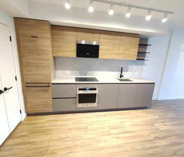 University District One Bedroom Condo with Parking and Storage - Photo 6