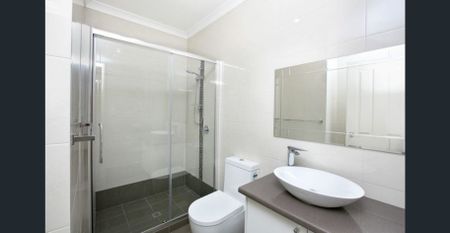 Modern & Stylish 3x2 Villa in a Prime Location! - Photo 5