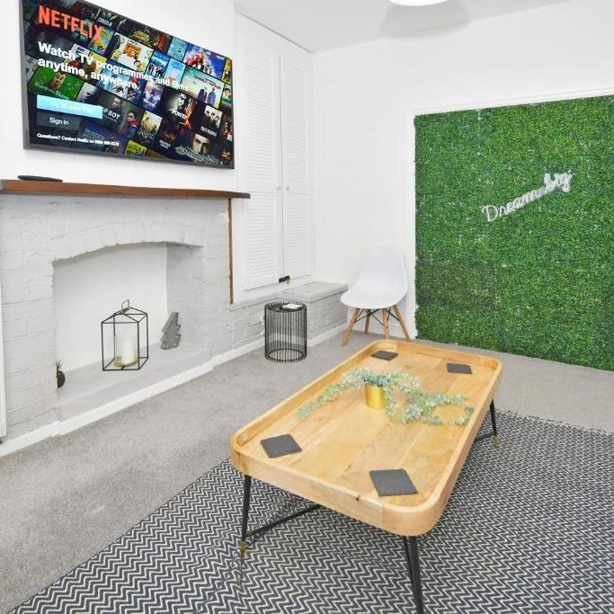 5 bedroom house to rent - Photo 1