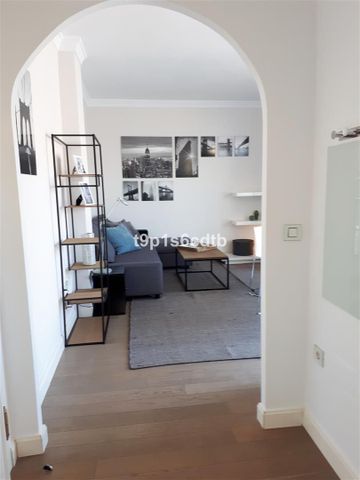 Penthouse in Nueva Andalucía - Photo 3