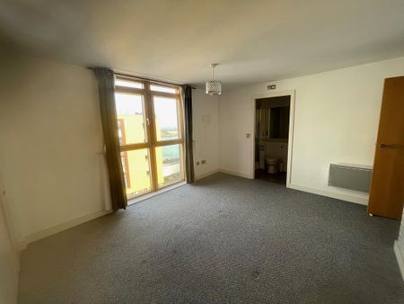 2 bedroom apartment to rent - Photo 4