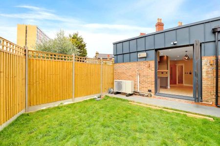 2 bedroom house to rent - Photo 4