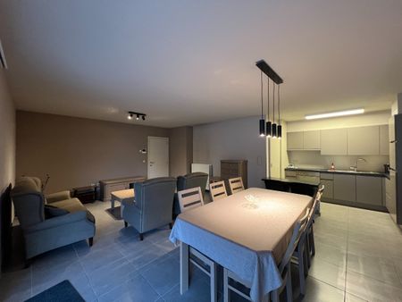 Bemeubeld appartement met 3 slaapkamers te Lommel - Foto 2