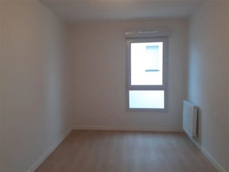 Location appartement 3 pièces - 66m² à Saint-baldoph (73190) - Photo 3