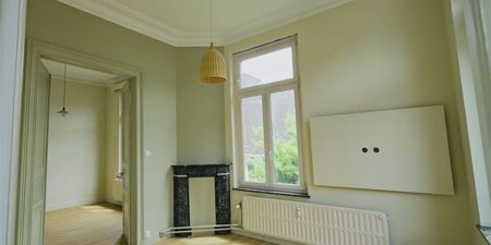 Appartement te huur in Liège voor € 675 met 1 slaapkamer - Photo 4