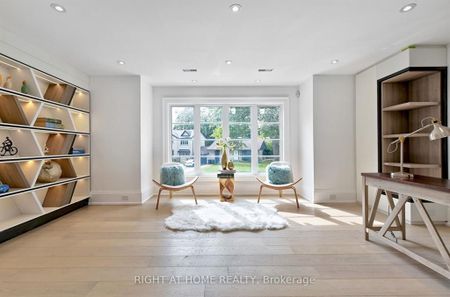 For Lease - 27 Hurlingham Crescent, Toronto, Ontario - Photo 2