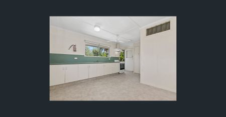 Comfortable Living with a Pool. - Photo 5