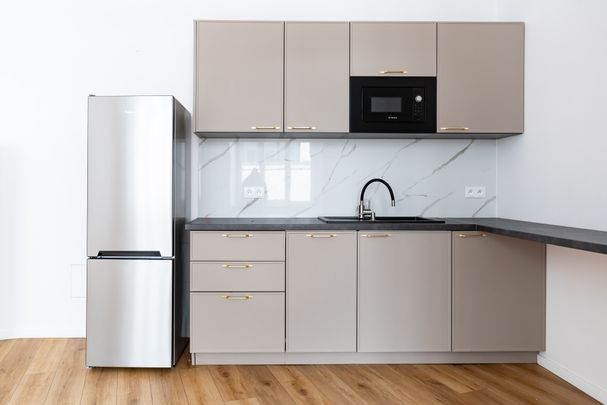 Warszawa, Śródmieście, Warszawa, Śródmieście - Photo 1