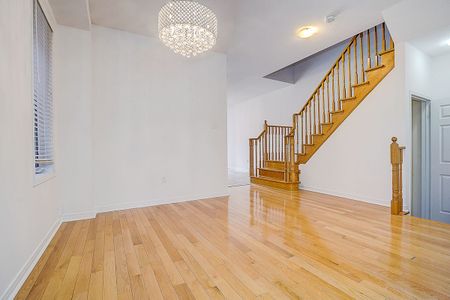 For Lease - 137 Laramie Crescent, Vaughan, Ontario - Photo 3