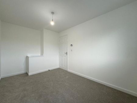 3 bedroom detached house to rent - Photo 5