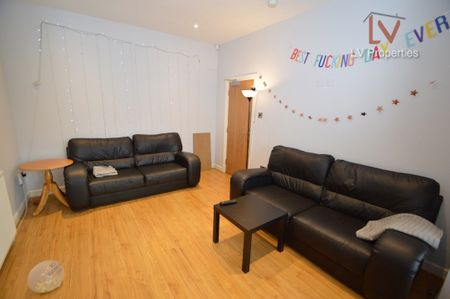 South Parade - Photo 2