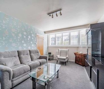 Hurstdene Avenue, Staines-upon-thames, TW18 - Photo 4