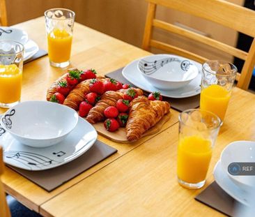 3 bedroom terraced house to rent - Photo 3