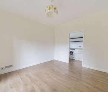 Sunbury, Surrey, TW16 - Photo 2