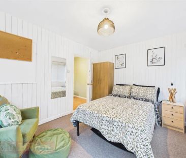Knepp Close, Brighton - Photo 5