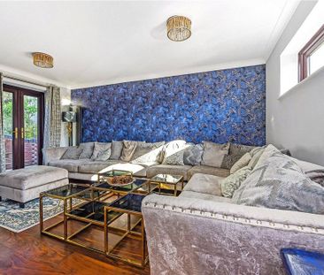 4 bedroom detached house to rent - Photo 3