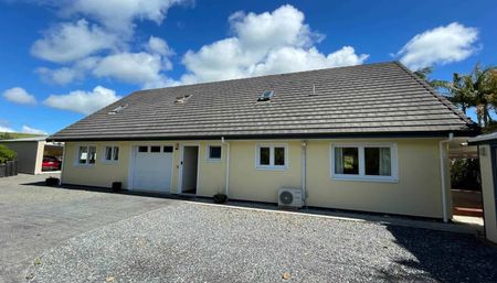 Large family home in Kerikeri - Photo 3