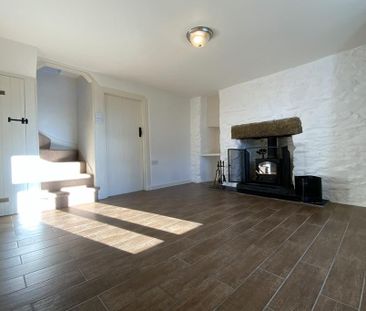 2 bedroom end of terrace house to rent - Photo 2