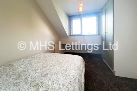 2 Bedroom Flat for rent in Victoria Road - Photo 3