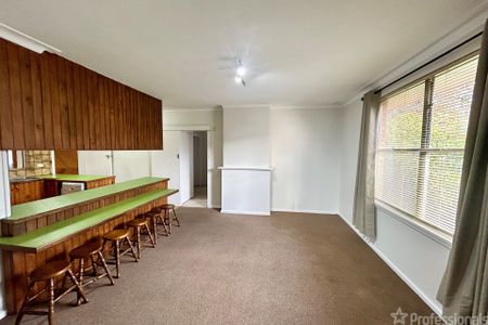 9 Aminya Place, Orange NSW 2800 - House For Rent | Domain - Photo 4