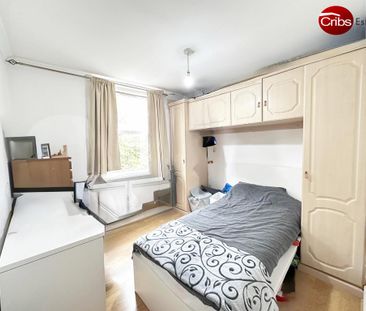 4 bedroom terraced house to rent - Photo 5