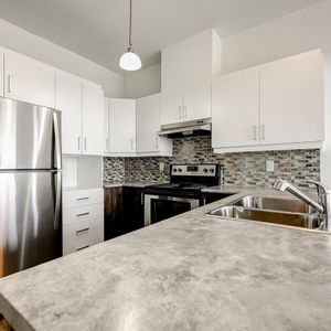 1 Bedroom + Den - 1270 Boulevard Lucille-Teasdale, Lachenaie - Photo 2