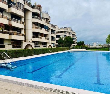 3 room luxury penthouse for rent in Madrid, Autonomous Region of Ma... - Photo 6