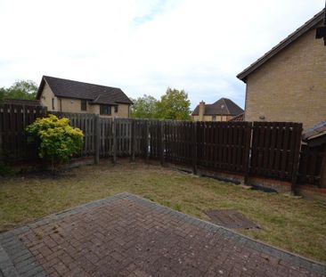 3 bedroom detached house to rent - Photo 5