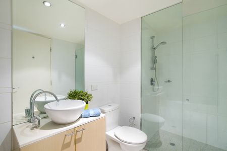 4 Alexandra Dr, Camperdown NSW 2050 - Apartment For Rent | Domain - Photo 3