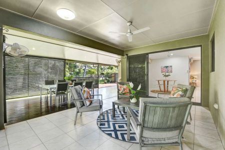 Coastal Living with Solar ! - Photo 5