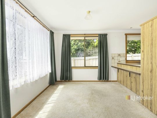 Unit 2/135 Mary Street, East Devonport - Photo 1