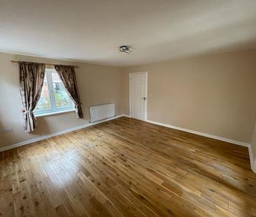 Kestrel Close, Dereham, Scarning - Photo 2