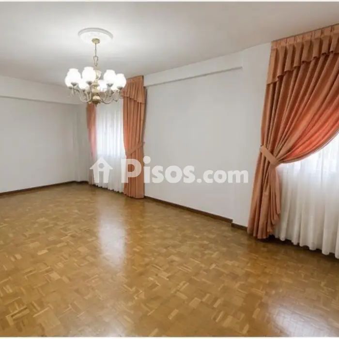Piso en alquiler en Calle de Mauricio Ravel - Photo 1