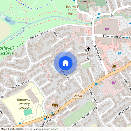 Lay Garth Square, Leeds, Rothwell, LS26