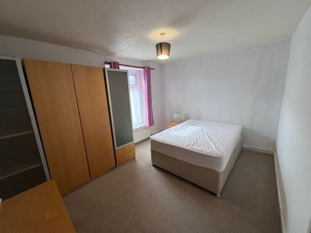 Caswell Street, Swansea, SA1 4HT - Photo 4