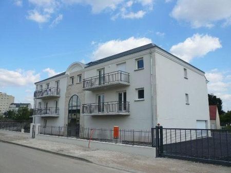 Location Appartement 2 pièces 53m² ORLEANS 45100 - Photo 4