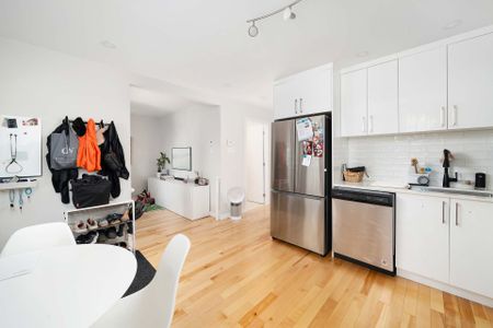 Condo for rent, Montréal (Le Sud-Ouest) - Photo 3