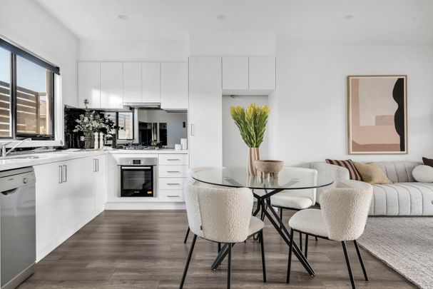 4/1 Donald Street, Brunswick VIC 3056 - Photo 1