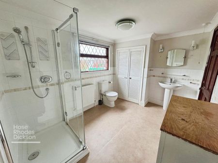 2 bedroom terraced house to rent - Photo 5