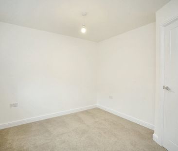 Kingfisher Drive - Photo 3