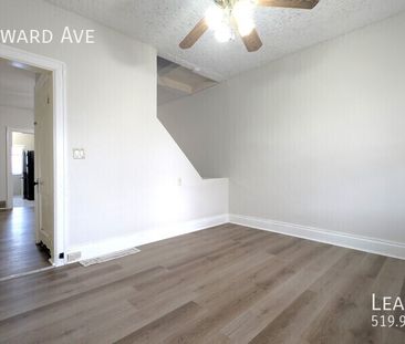 Spacious 2 Bed + Den, 1.5 Bath Townhouse in Downtown Windsor - FIRS... - Photo 2