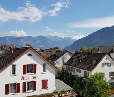 traumhafte Dachwohnung mit Galerie und Balkon an top Lage - Foto 3