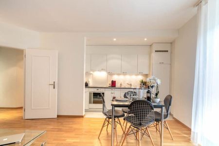 2.5 ZIMMER APARTMENT MIT BALKON - Photo 2