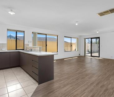 Room 2/222 (Lot 1) Hill View Terrace, Bentley WA 6102 - House For R... - Photo 2