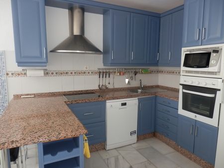 House in Altos de los Monteros, Costa del Sol - Photo 2