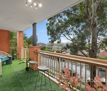 Lifestyle appeal in a fresh and leafy retreat - Photo 1
