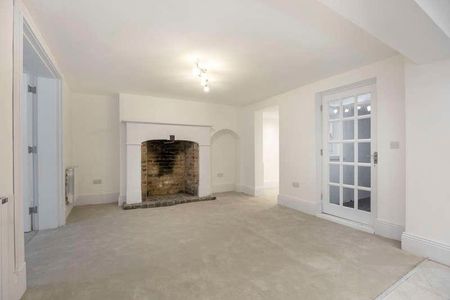 Clarence Road, Cheltenham, GL52 - Photo 2