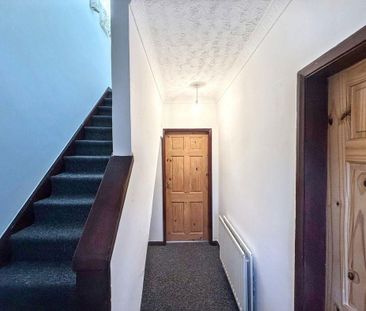 3 bed semi-detached house to rent in SR8 - Photo 3