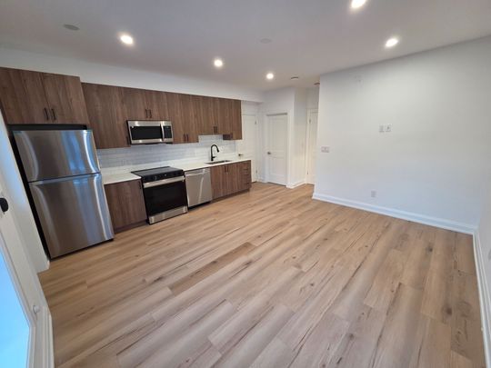 For Lease - 55 Camberwell Road Unit# 1R, Toronto, Ontario - Photo 1